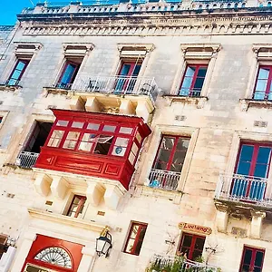 luciano-valletta-boutique.hotelssaintjulians.com/