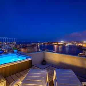 tanos-boutique-guesthouse.hotelssaintjulians.com/